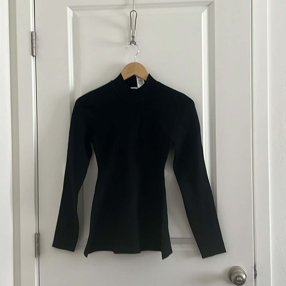NWT Aritzia Babaton Sculpt Knot Trajectory Long Sleeve Blouse - Black (S)
